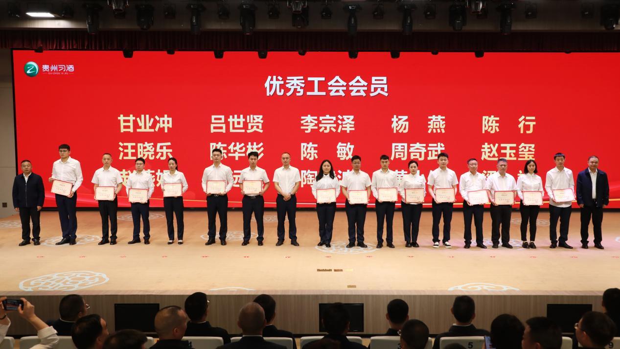 c82a7eb2da9adf59c98c6d78eb0a5eae