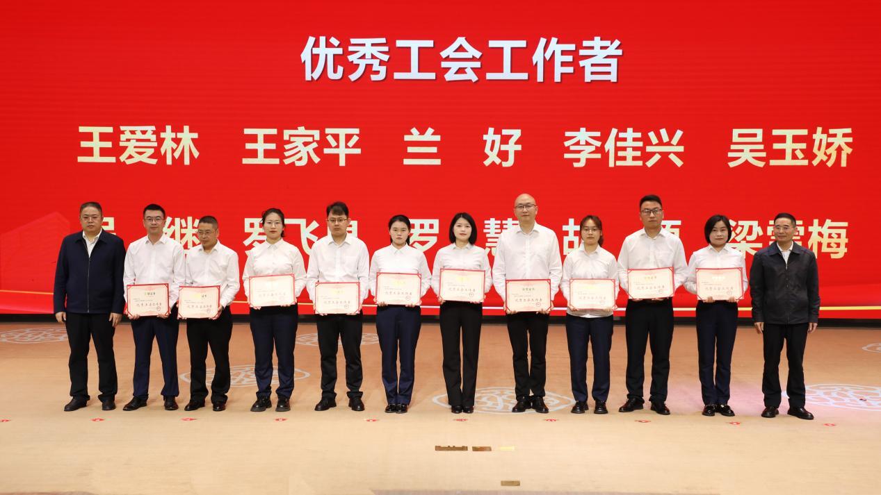 47735c3bad590b3700c80f1c2855e5ea