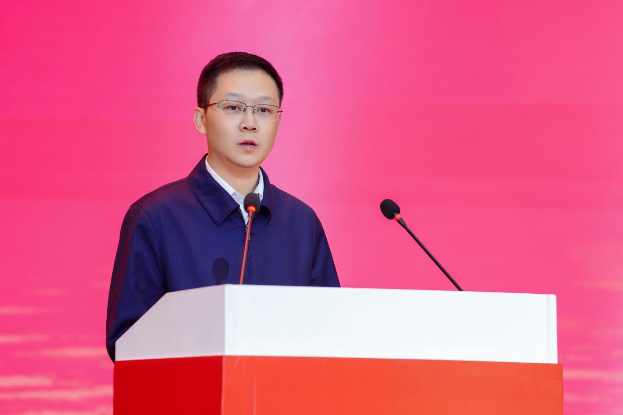 3e2b28e63c1de773b5e50aff2737baeb_origin(1)